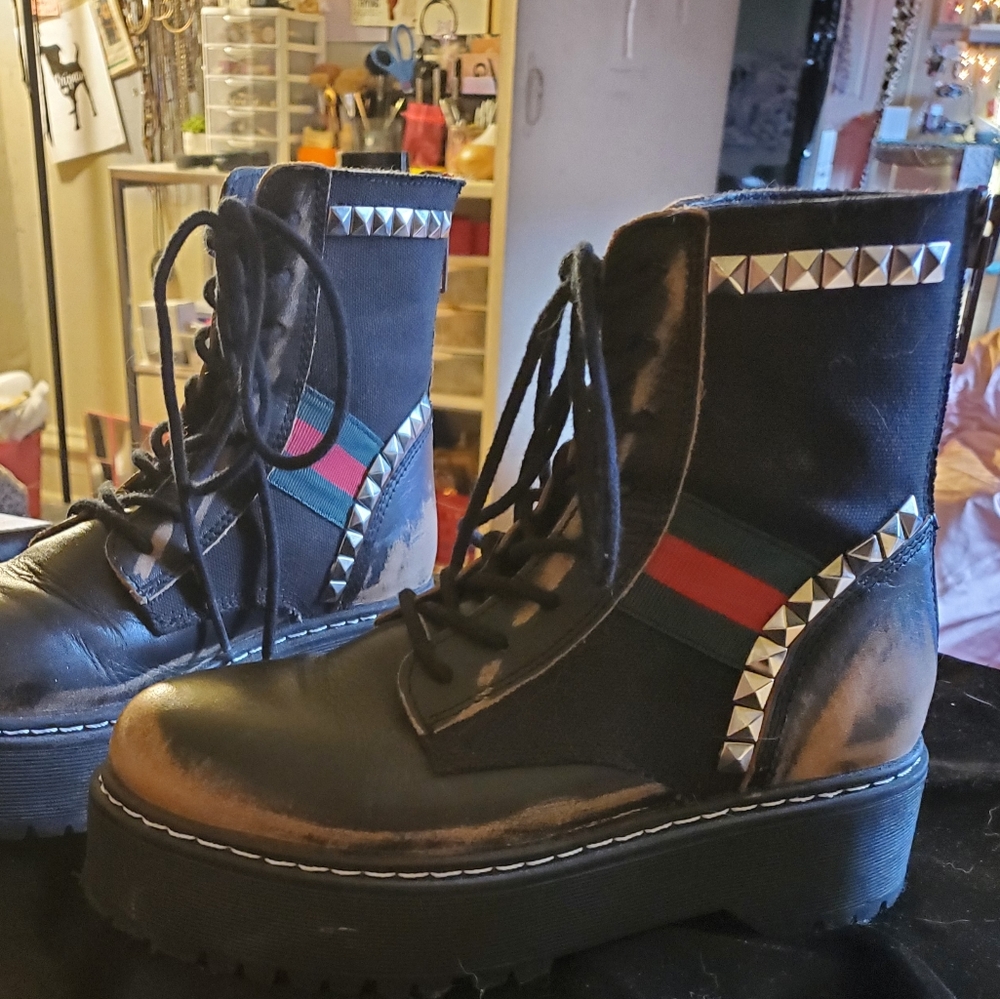 Steve Madden Combat Boot
